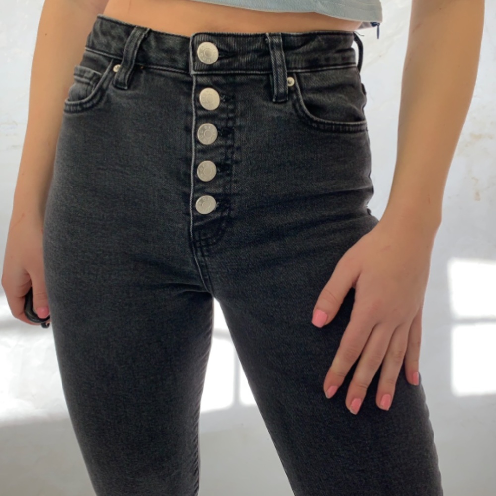 BDG High Rise Girlfriend Jeans